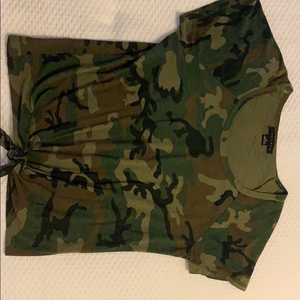 Sanctuary Top M